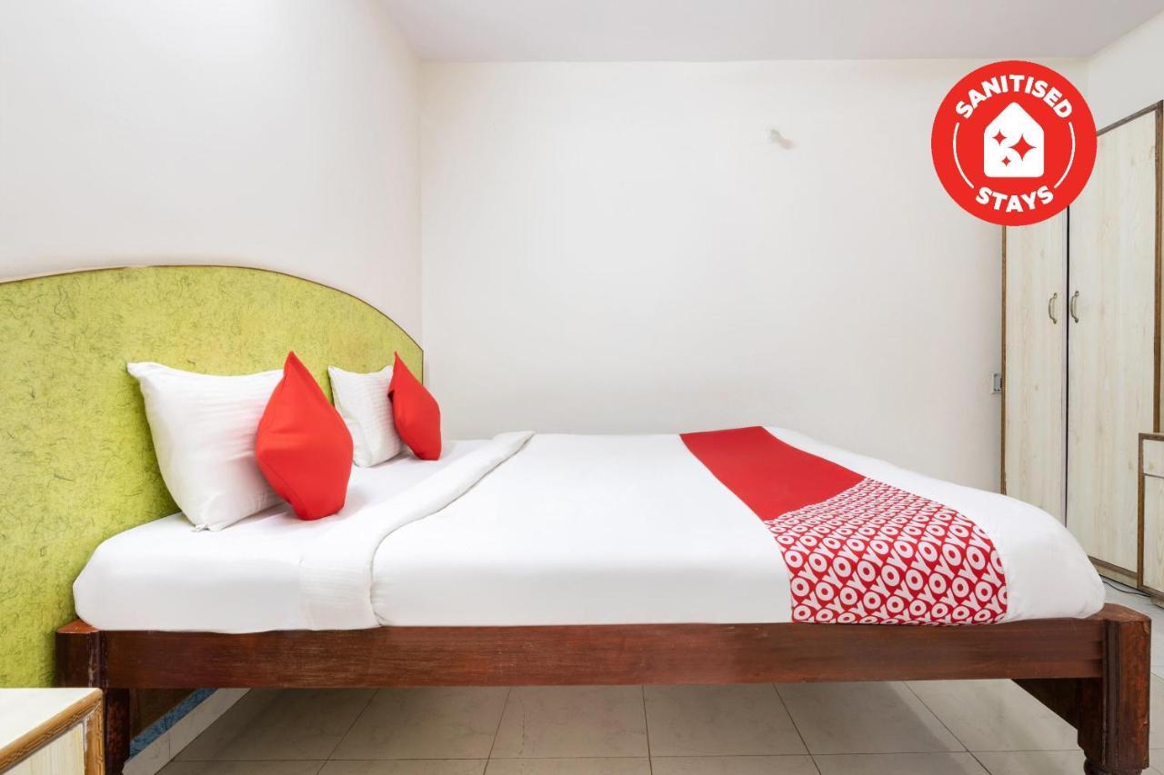 OYO 16123 Chandana Deluxe Bangalore Extérieur photo