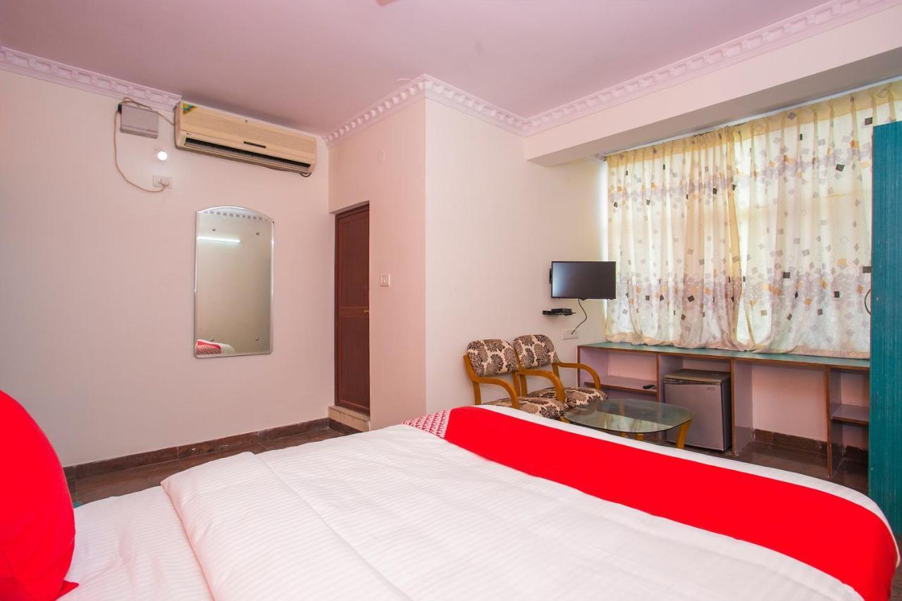 OYO 16123 Chandana Deluxe Bangalore Extérieur photo