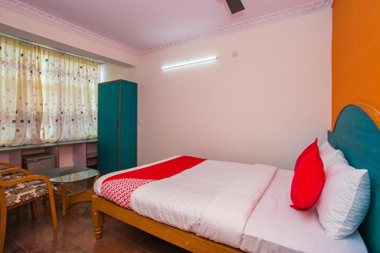 OYO 16123 Chandana Deluxe Bangalore Extérieur photo