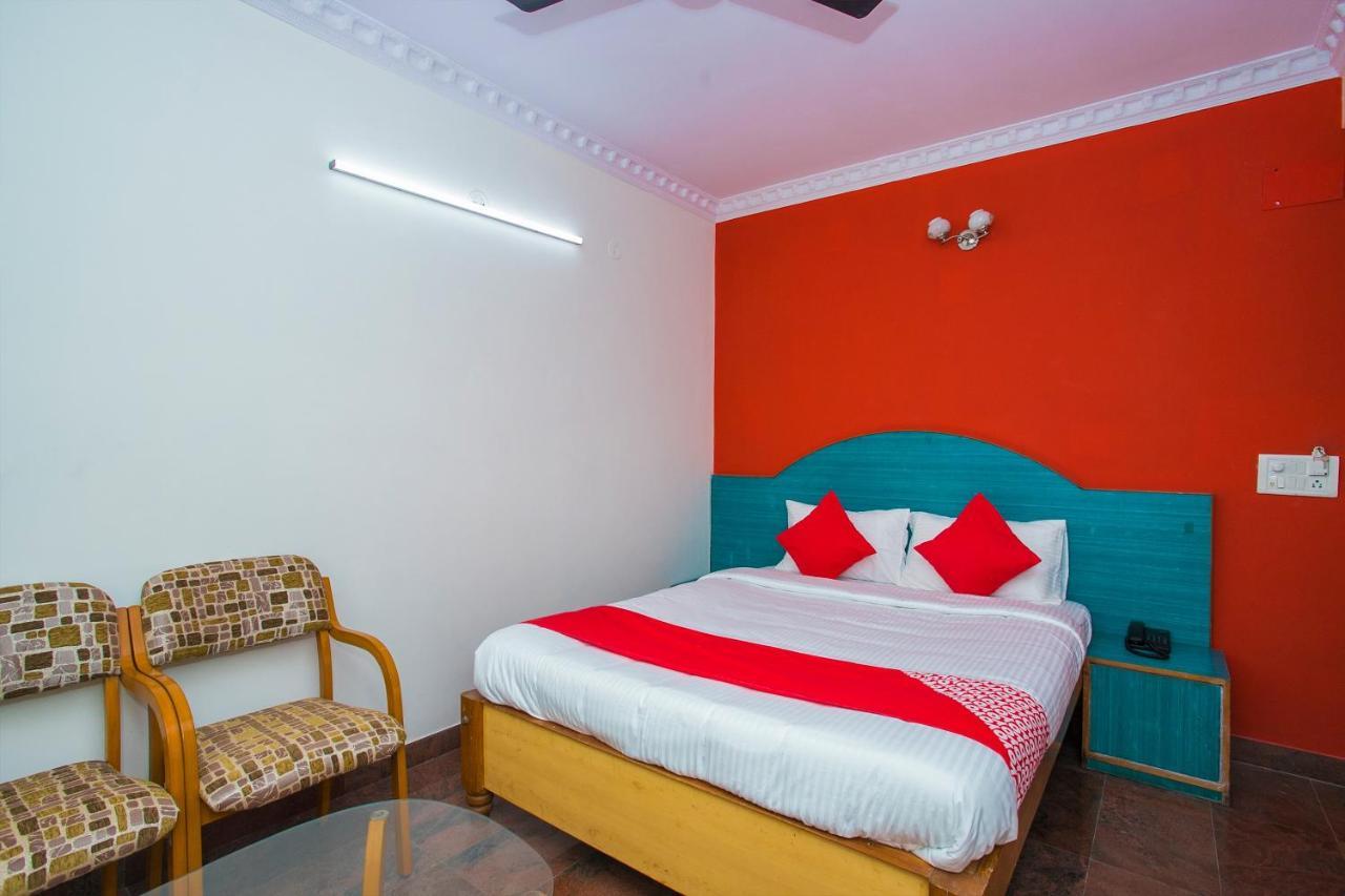 OYO 16123 Chandana Deluxe Bangalore Extérieur photo