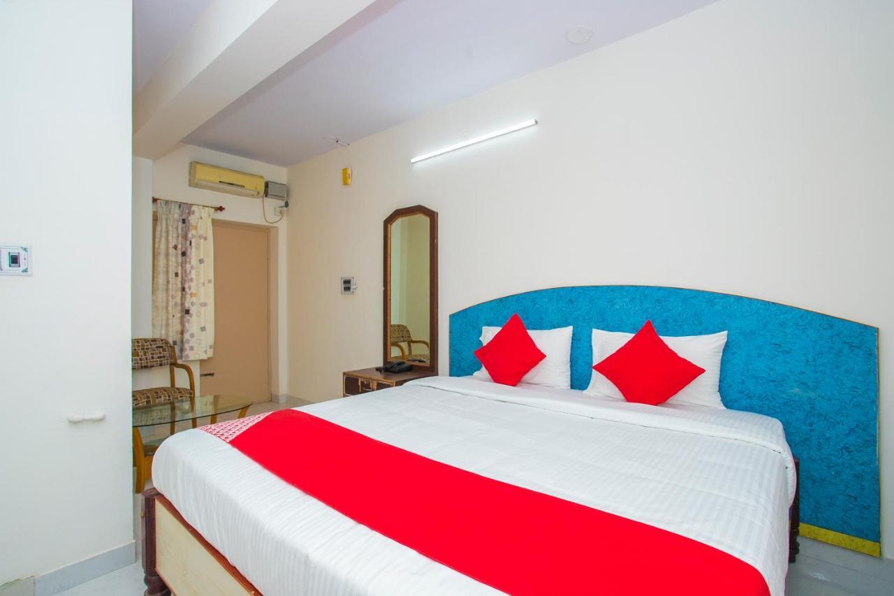 OYO 16123 Chandana Deluxe Bangalore Extérieur photo