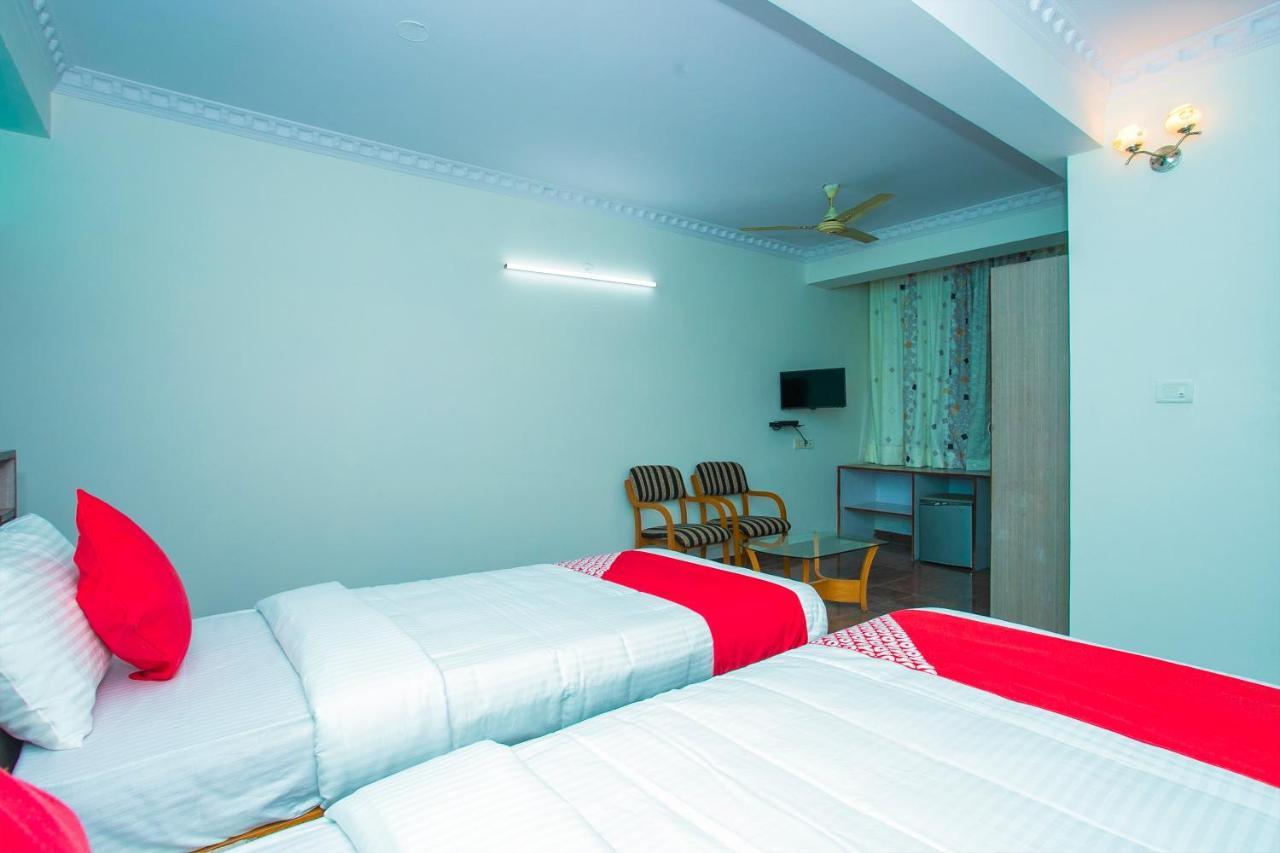 OYO 16123 Chandana Deluxe Bangalore Extérieur photo